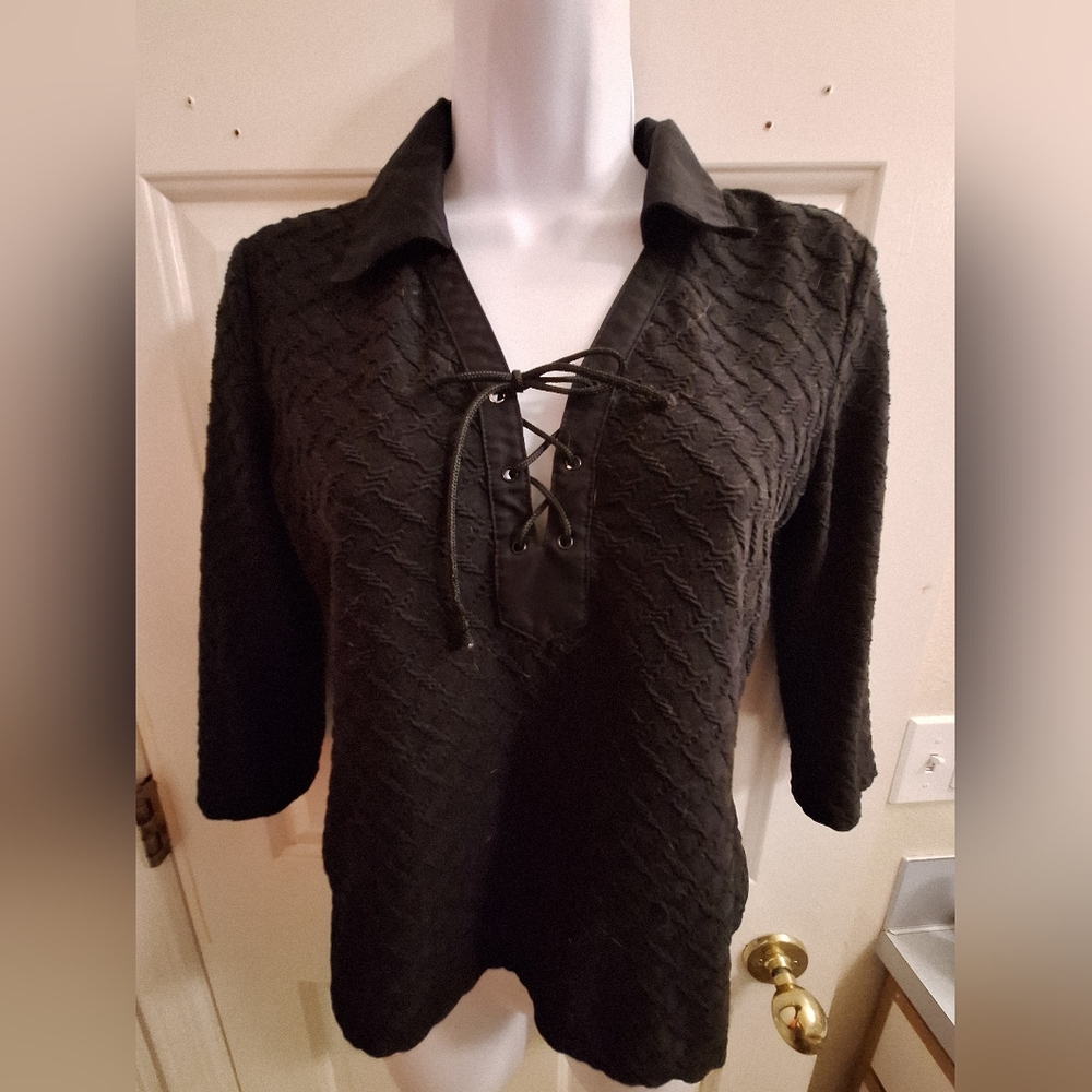 Kathy Ireland black top Small